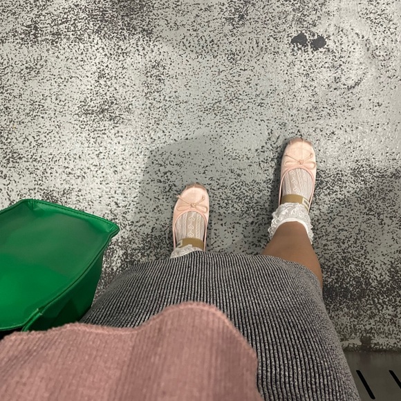 Sourcing Jackpot 🎰 IRODRGZ98 LIVE show! Bring wallet + items 💸🧸🍀 - Picture 11 of 13